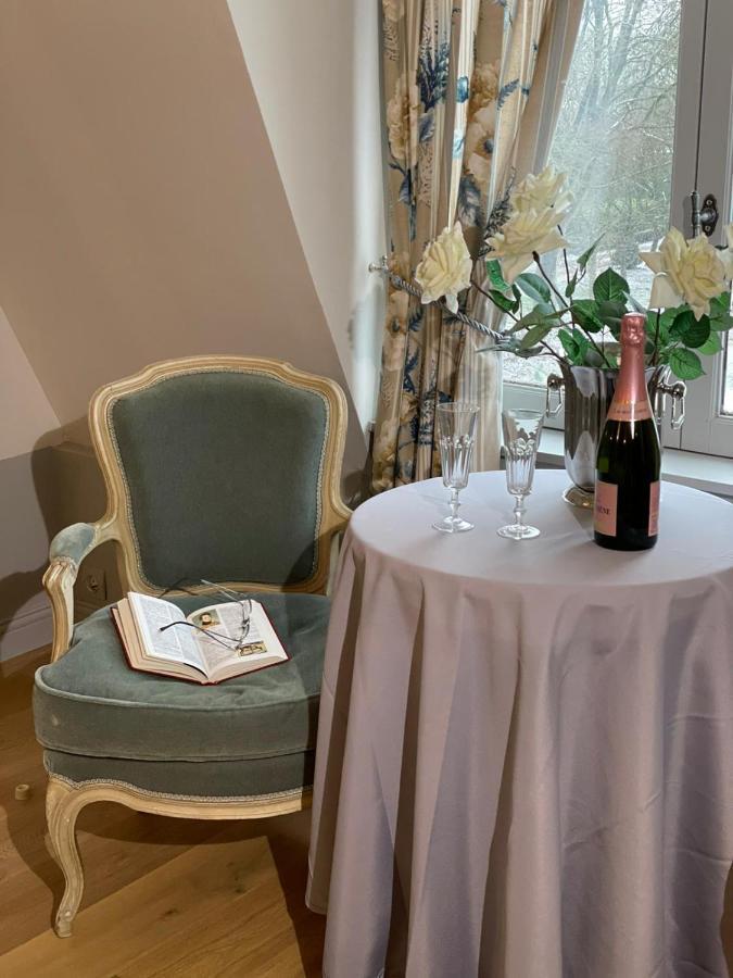 Domaine De L'Orangerie Du Chateau De Motteville Chambres D'Hotes Dış mekan fotoğraf